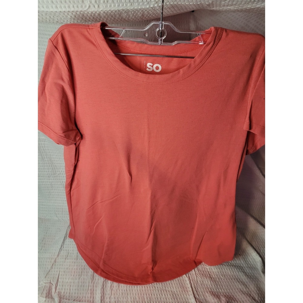 Womens SO Shirt Size‎ Medium
